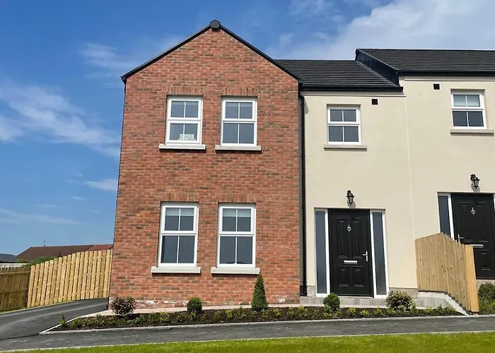House In Moy, Dungannon, Uk